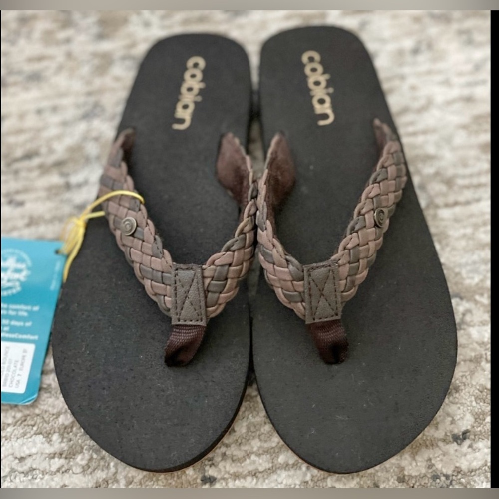NEW Cobian Braided Bounce Chocolate Flip Flop size 7 Sandals Brown